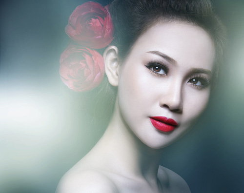 Phối Màu Mắt Và Son Môi